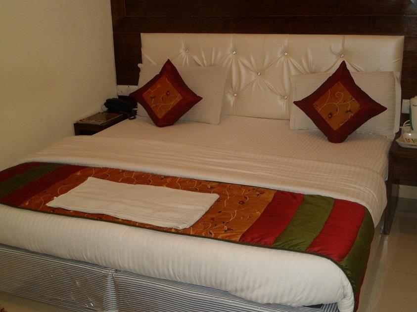 Hotel Arjun Új-Delhi Kültér fotó